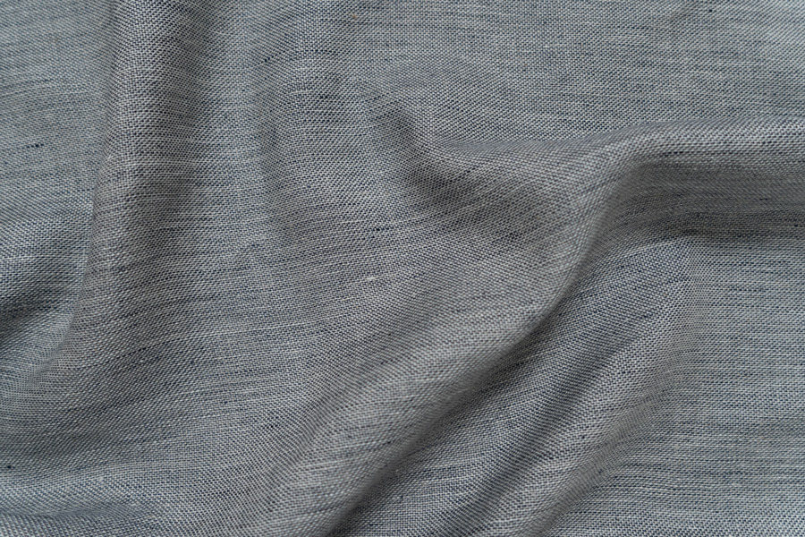 生地の質感 トップ染めリネン25番ツムギ