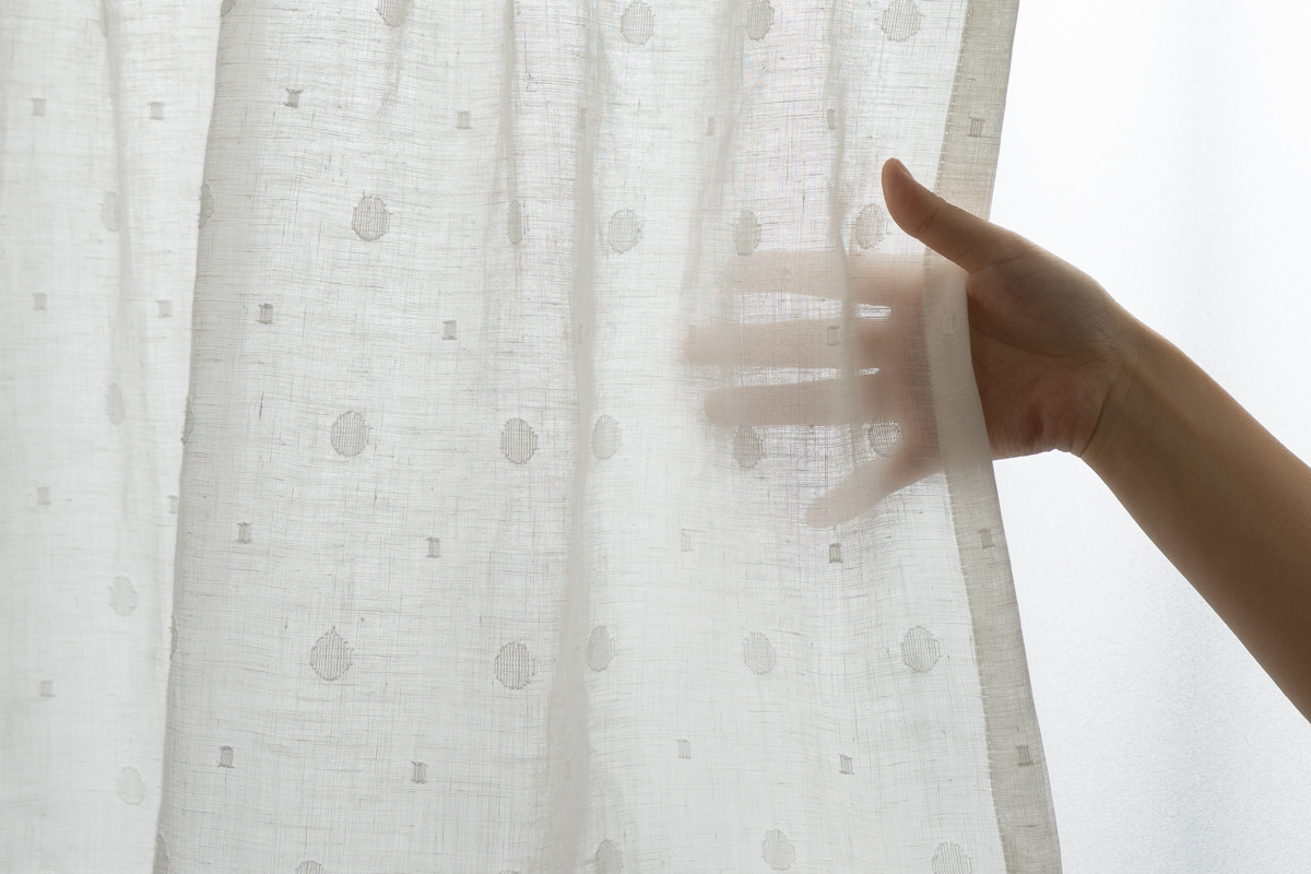 リネン100%のカフェカーテン