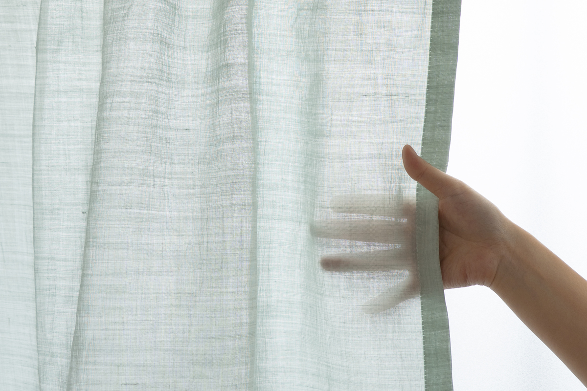 リネン100%のカフェカーテン