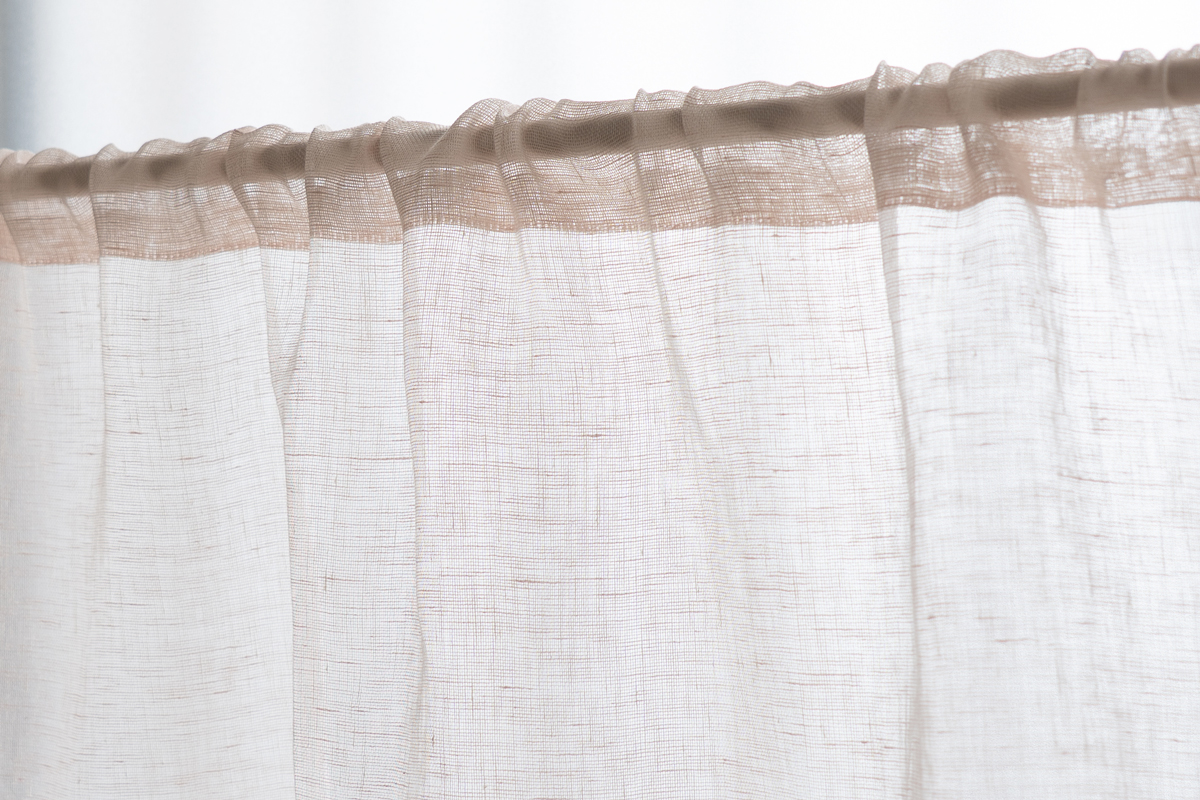 リネン100%のカフェカーテン