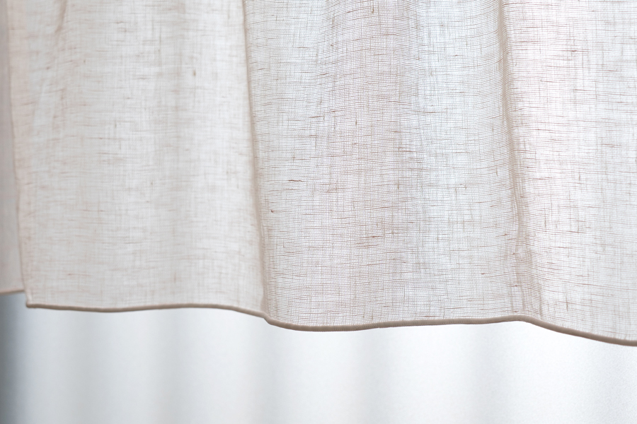 リネン100%のカフェカーテン