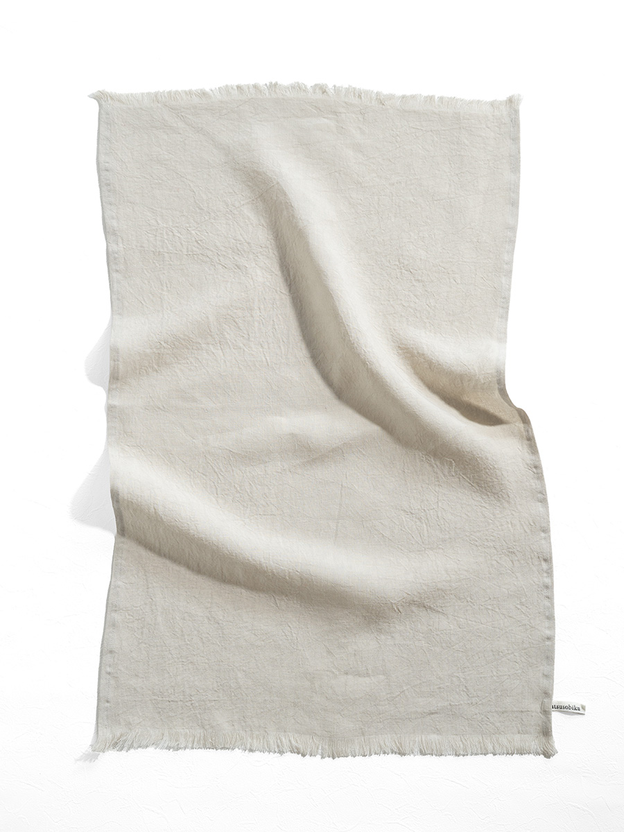 フリンジの付いたキッチンタオル