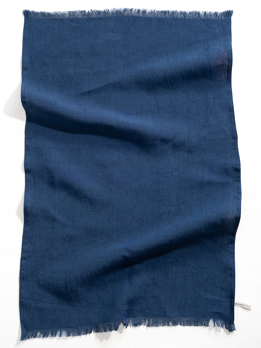 フリンジの付いたキッチンタオル