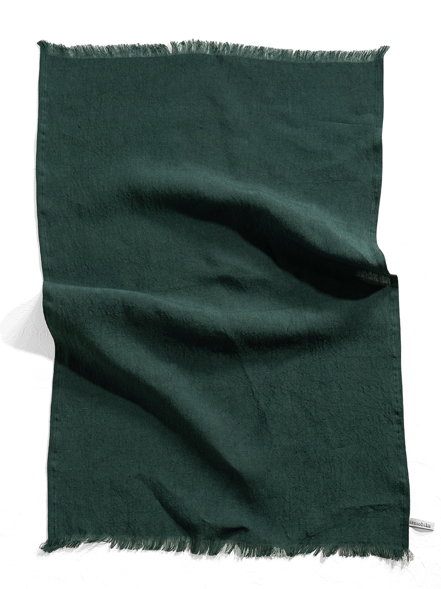 フリンジの付いたキッチンタオル